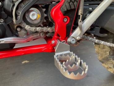 "Bear trap" 3cm lower Rallye-footpegs GasGas for everyone off - 2020